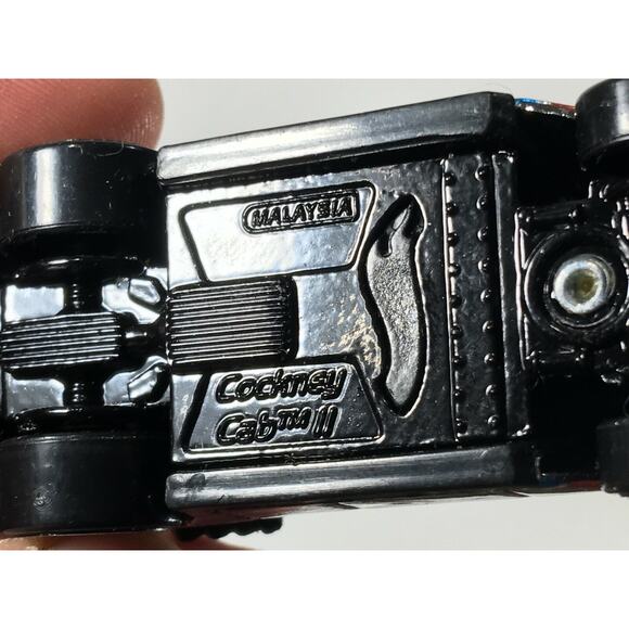 Hot Wheels 2006 Cockney Cab II Chrome Union Jack HW Chrome Burnerz Malaysia #2 - Picture 6 of 6
